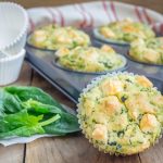 Mini muffins met spinazie en feta